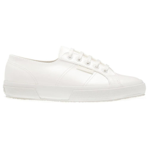 Superga Pupatentw White women's Shoes (Trainers) in White