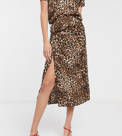 Vero Moda Tall leopard print ruched skirt-Multi