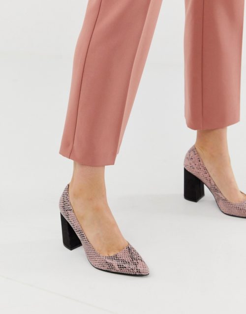 Blink pointed block heeled shoes in snake-Beige