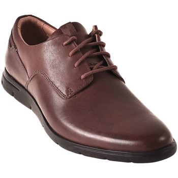 Clarks 136421 men's Casual Shoes in Brown