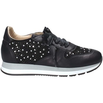 Exton E16 women's Shoes (Trainers) in Black