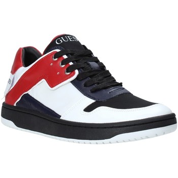 Guess FM8DUN FAB12 men's Shoes (Trainers) in Black