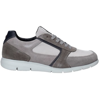 Impronte IM91085A men's Shoes (Trainers) in Grey