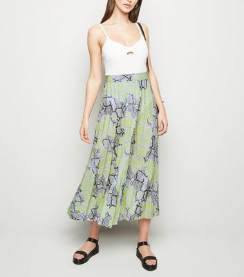 Tall Green Snake Print Pleated Midi Skirt New Look