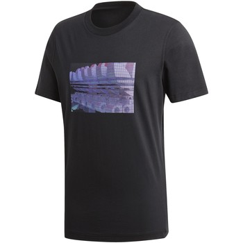 adidas DV2015 men's T shirt in Black