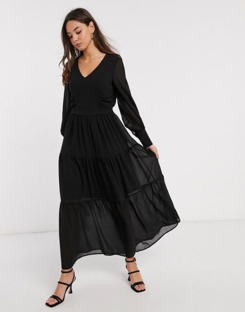 Vero Moda maxi dress with v neck and tiered skirt in black