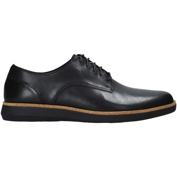 Clarks 26146498 men's Casual Shoes in Black
