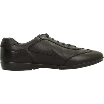Geox U EFREM men's Shoes (Trainers) in Black
