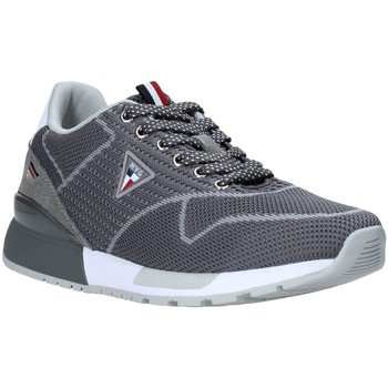 Navigare NAM013607 men's Shoes (Trainers) in Grey