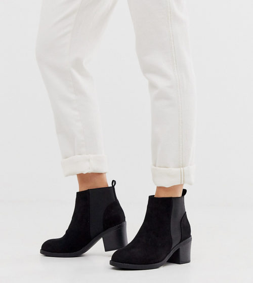 New Look Wide Fit suede heeled chelsea boots in black