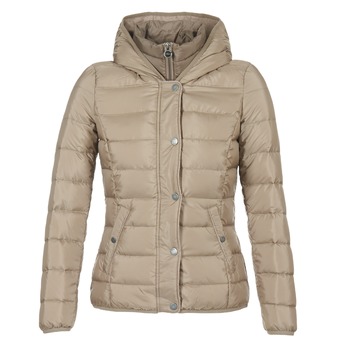 S.Oliver MARIZ women's Jacket in Beige. Sizes available:UK 8,UK 10,UK 12,UK 14,UK 16