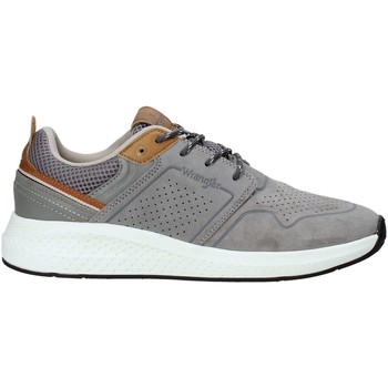 Wrangler WM01070A men's Shoes (Trainers) in Grey